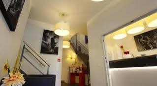Phoenix By Centro Basic Apartment