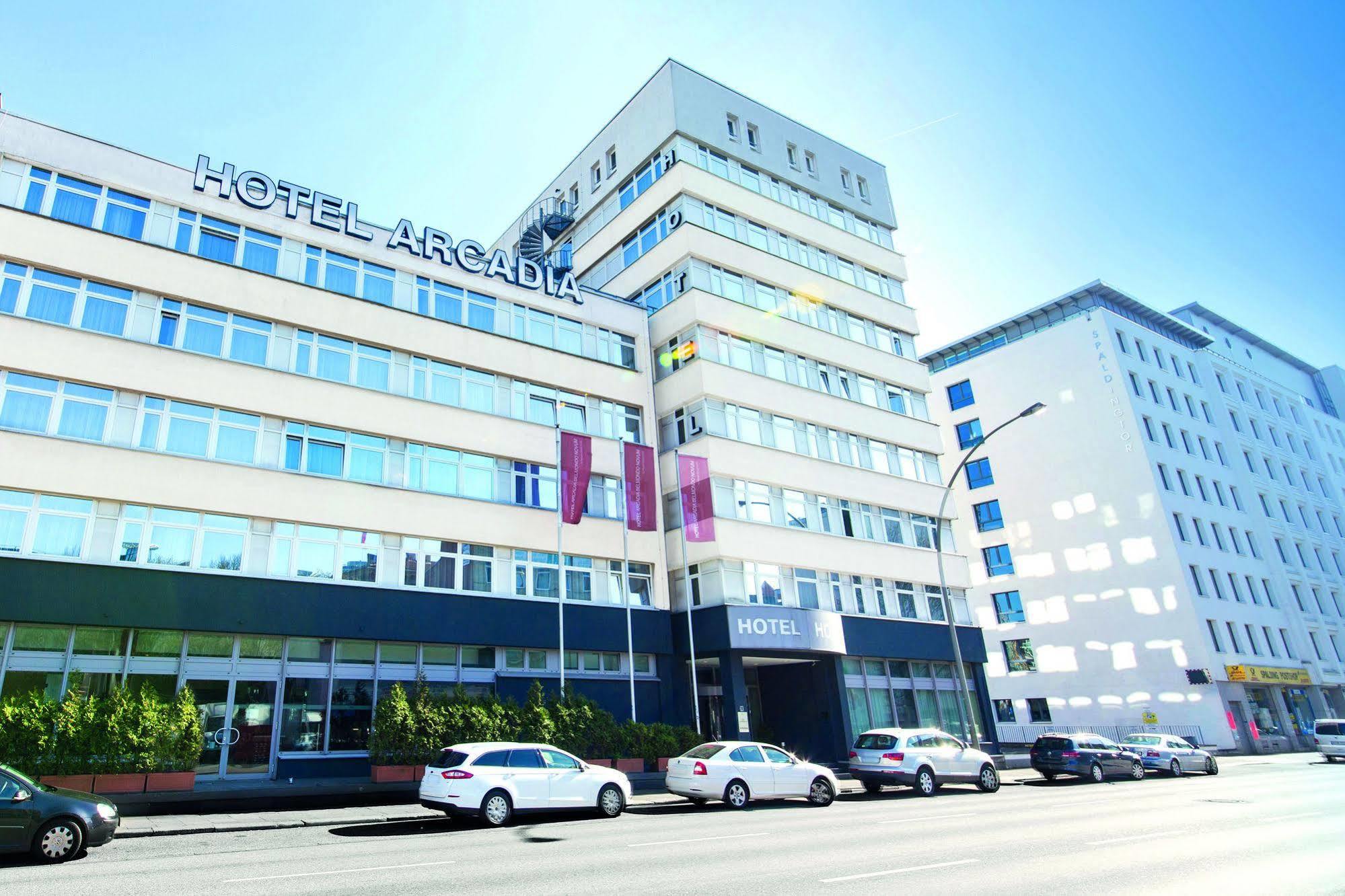 Arcadia Belmondo Hotel 4*