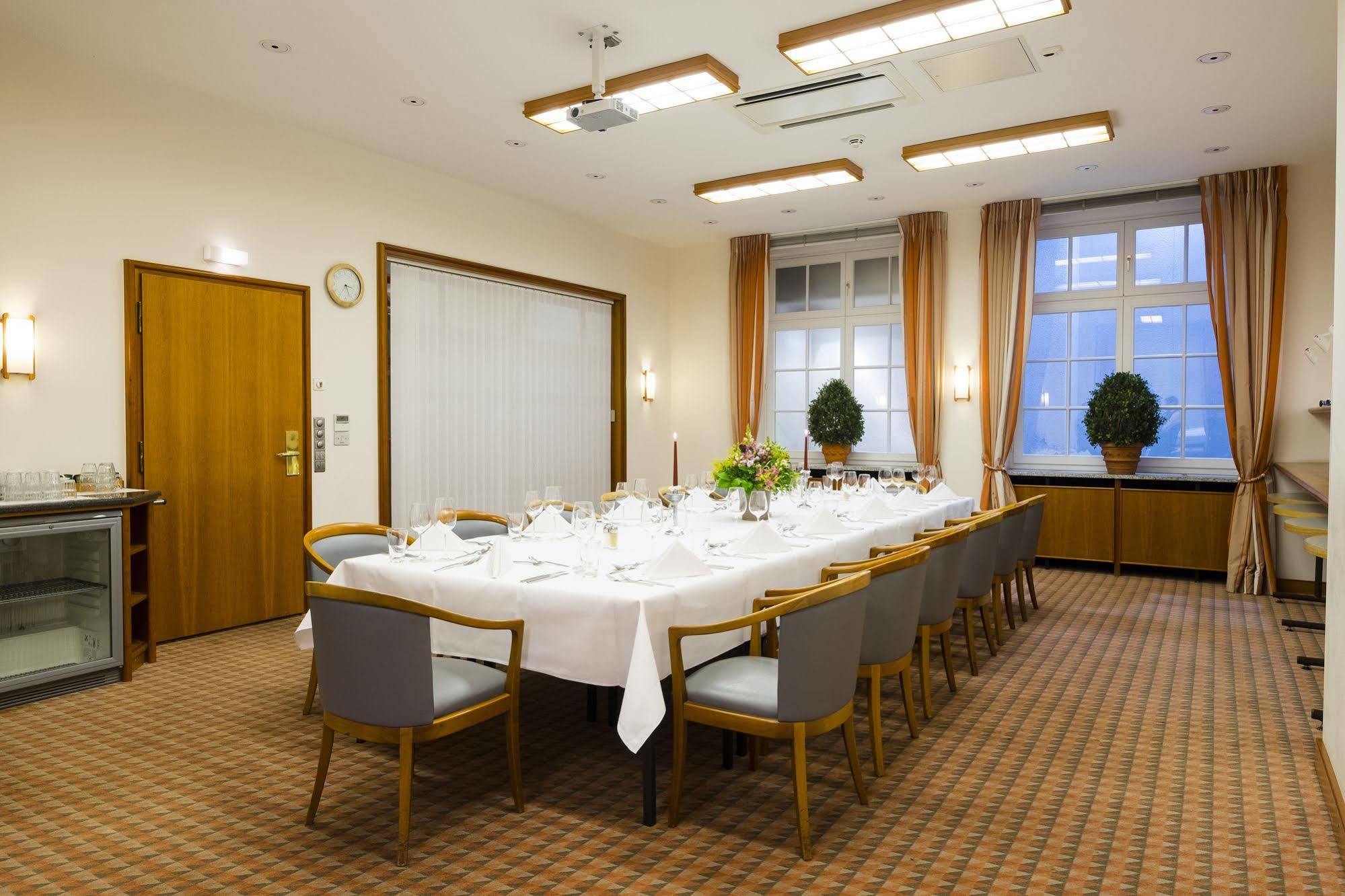 Hotel Baseler Hof Hamburg