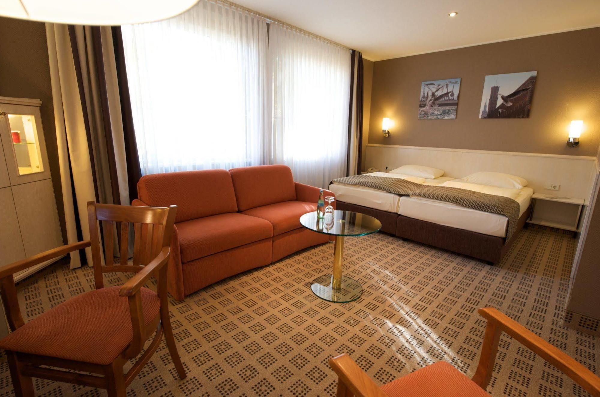 Park Arena Hotel 3*
