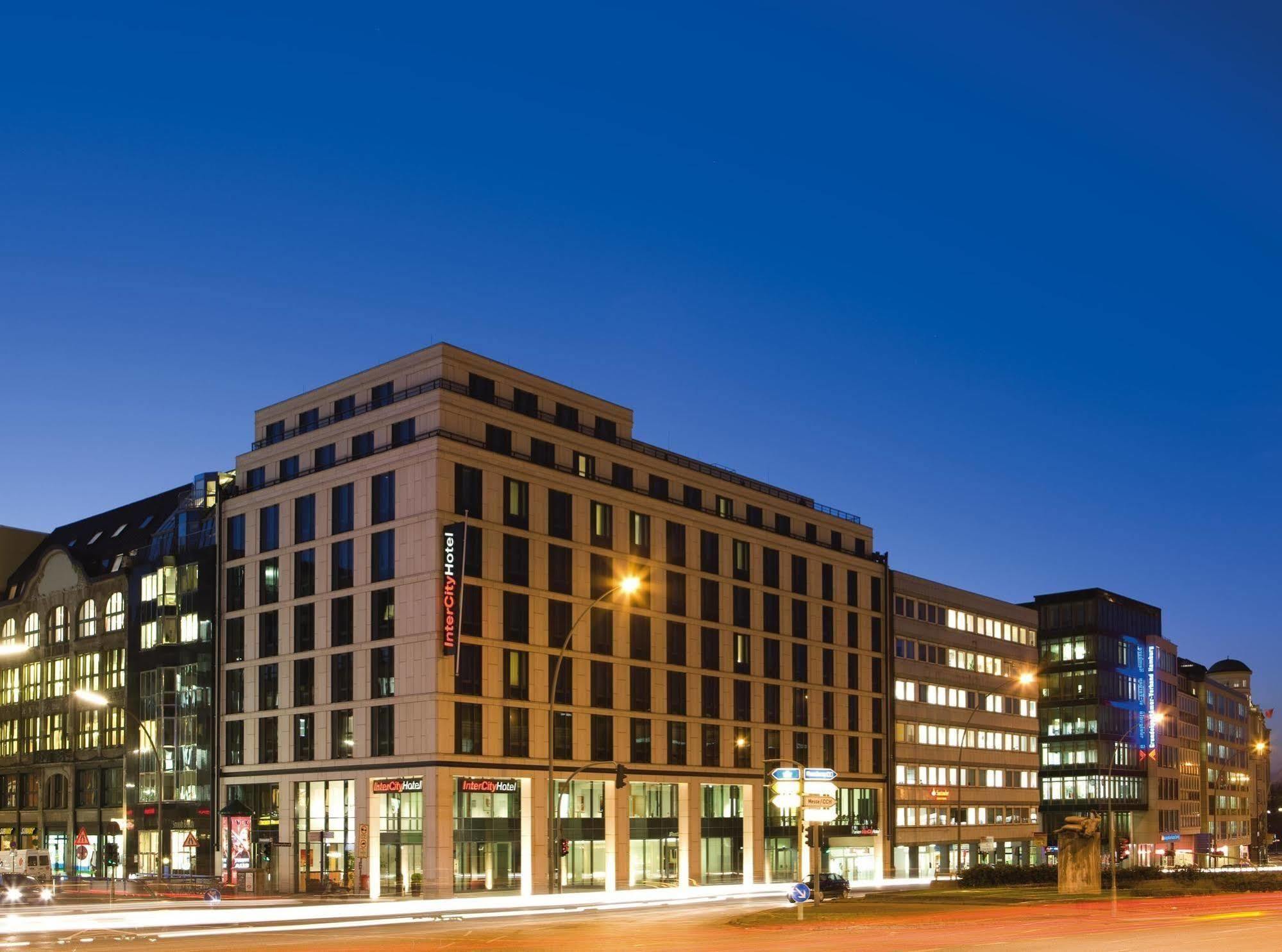 Hotel Intercityhotel Hauptbahnhof 4*
