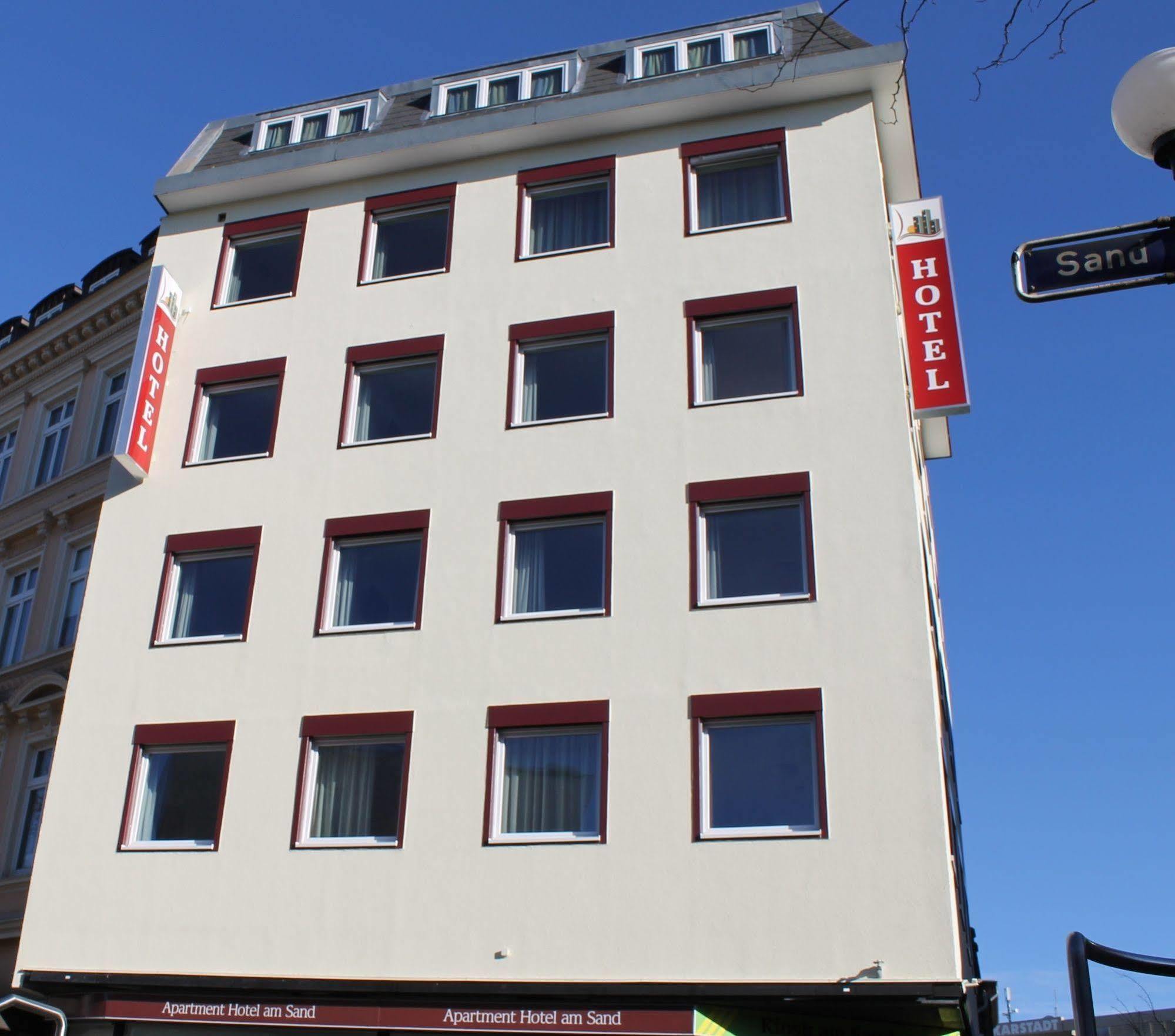 Am Hotel Hamburg