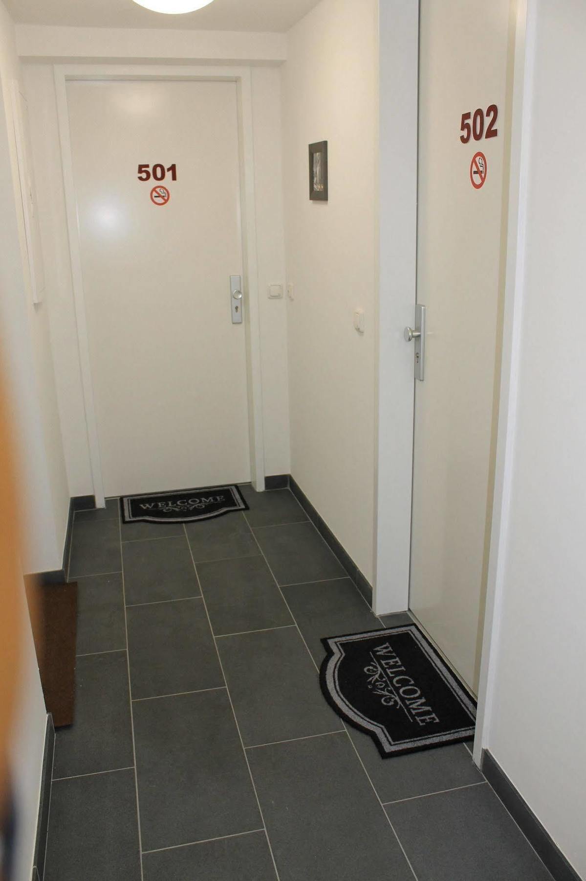 Am Hotel