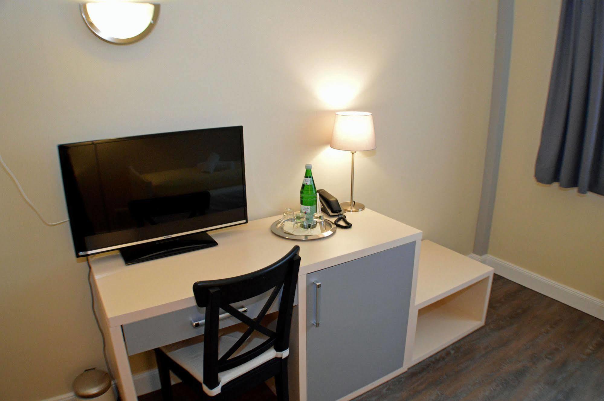 Jeta Hotel 3*