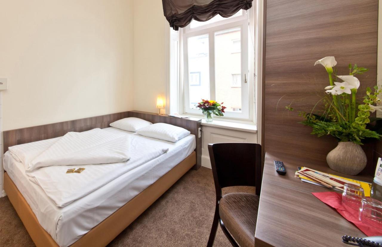 Koenigshof 3* Hamburg