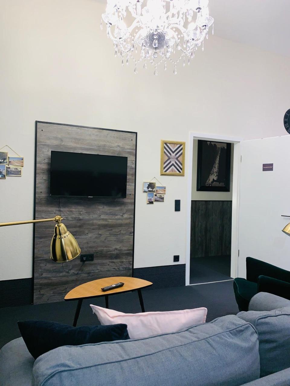 Hamburg Apart Hotel 2*