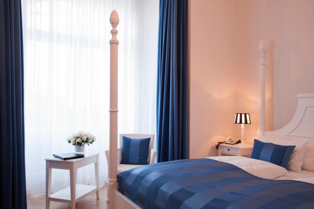 Miramar Hotel 3*
