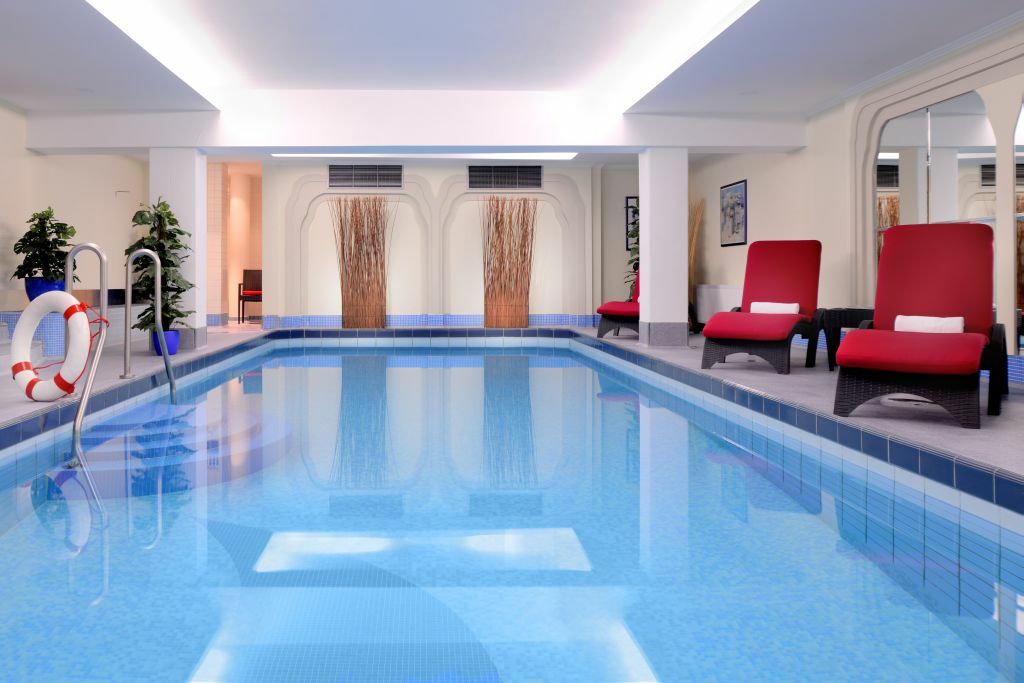 Ambassador Hotel 3*