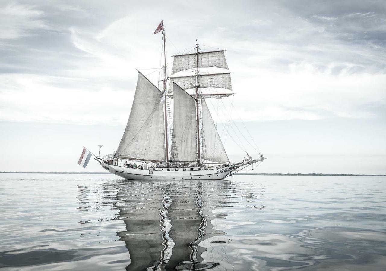 Segelschiff J.r. Tolkien 3* Hamburg