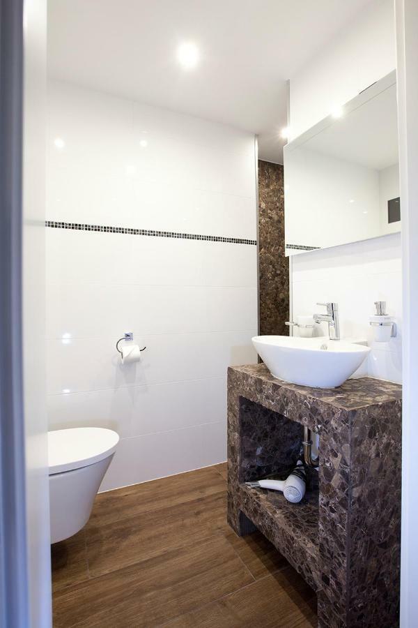 Apartment Ellena`s Am Uke Hamburg