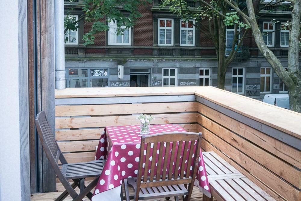 Sehr Schone, Grosse Im Reiherstiegviertel *