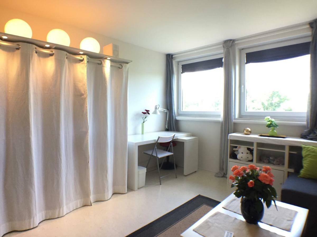 Grosses Helles + Eigenes Bad Homestay Hamburg