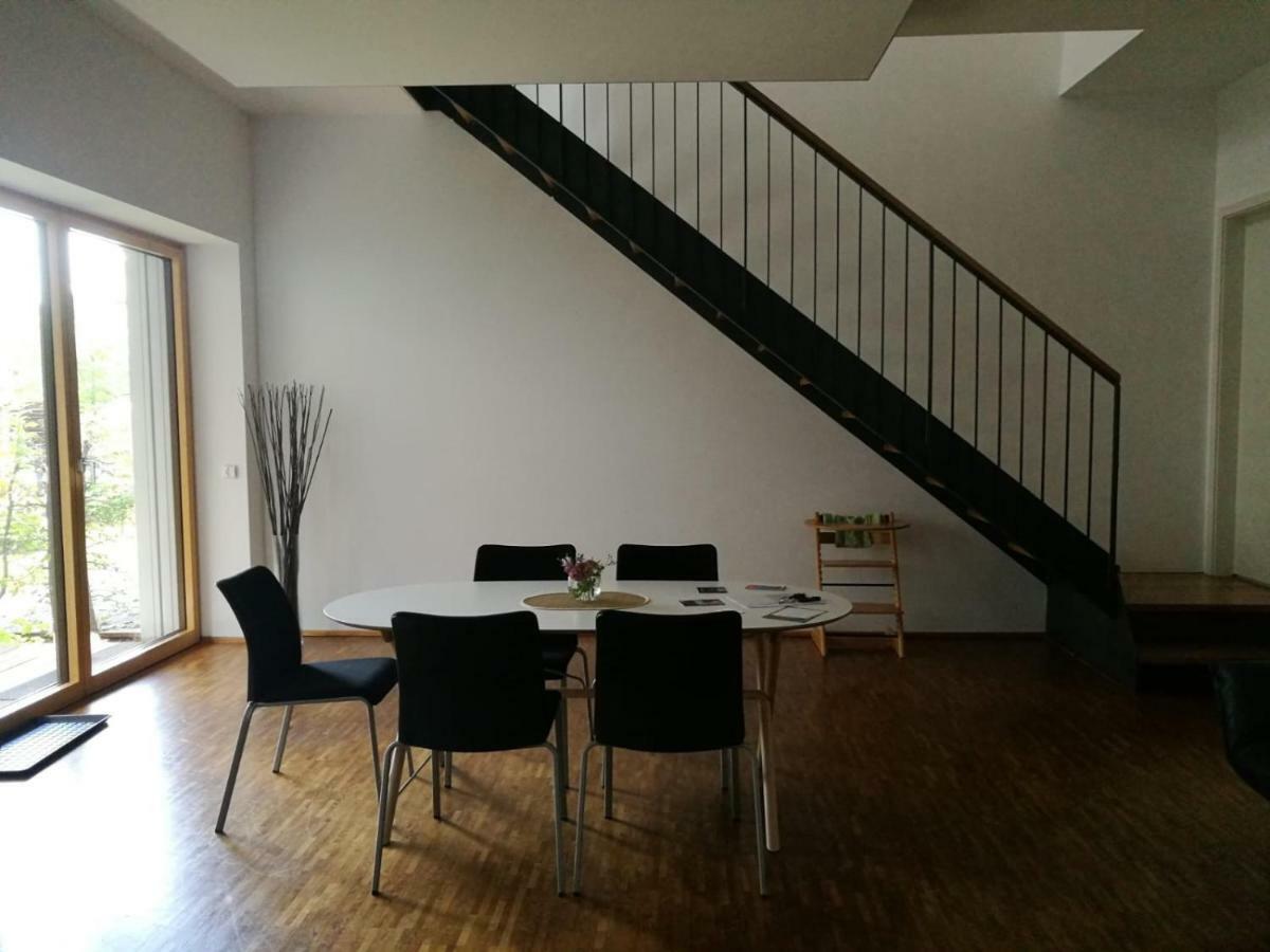 Sehr Schone, Grosse Im Reiherstiegviertel Appartement *