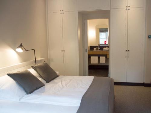 Aparthotel Apartment040 3*