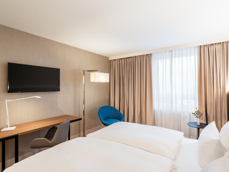 Nh Altona Hotel