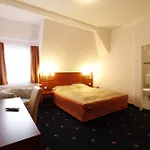 Hotel Preuss Im Dammtorpalais