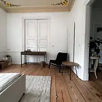 Privates Zimmer In Villa Mit Blick Auf Die Elbe