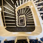 City Hotel - Heefa Ohg