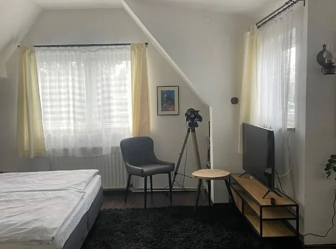 Studio - Hh Airport