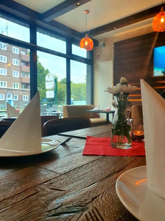 Apricot 3* Hamburg