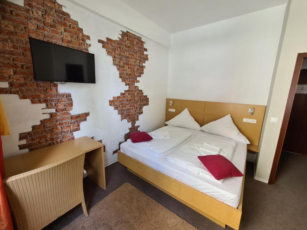 Hotel Cch Zentrum 4*