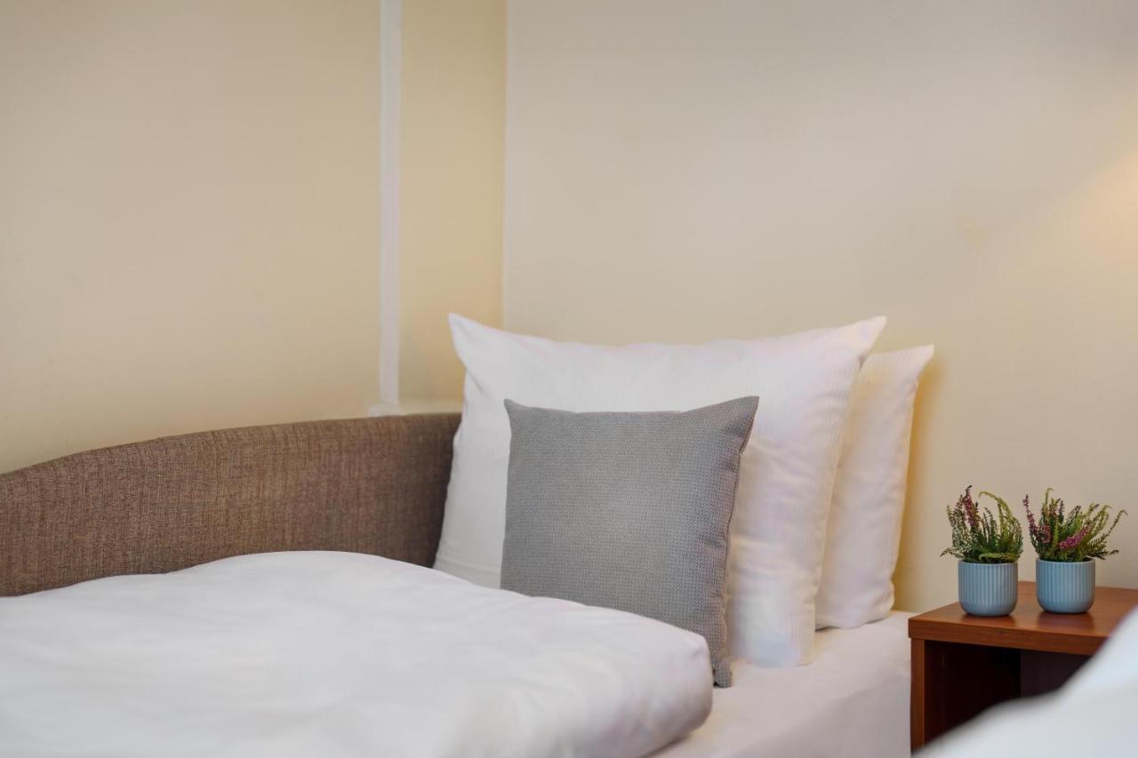 Hotel Kronprinz Hauptbahnhof 3*