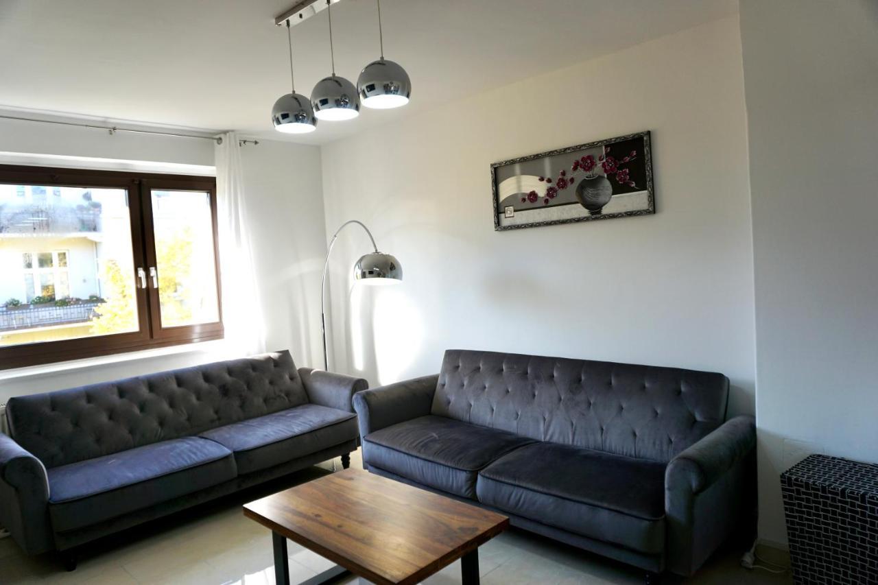 Alster - Saniertes Und Mobliertes Mit Bad Und Kuche Apartment Hamburg