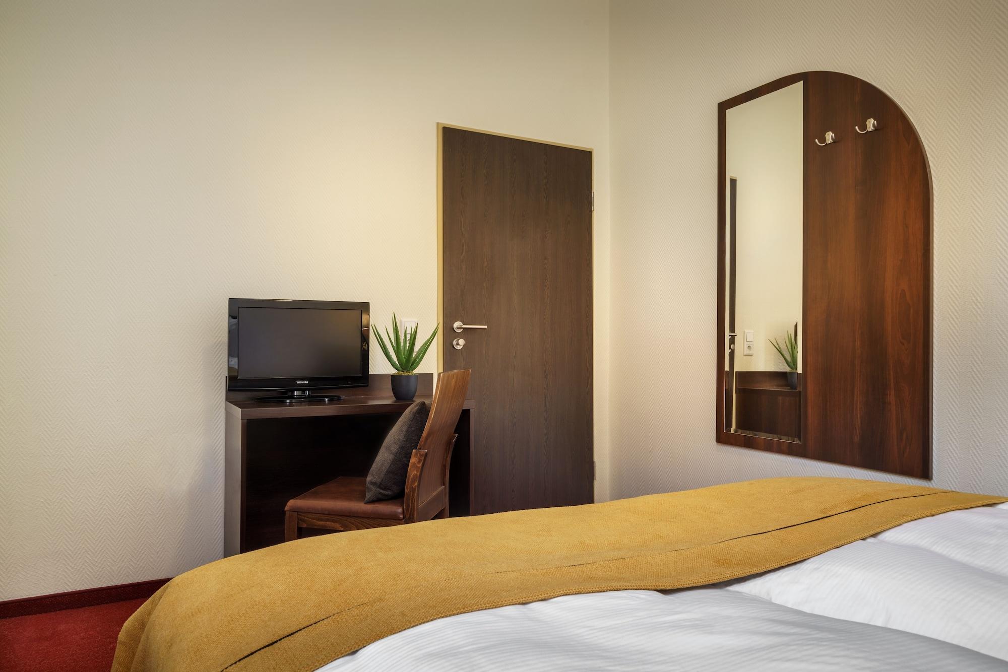 Novum Eleazar Center Hotel 4*