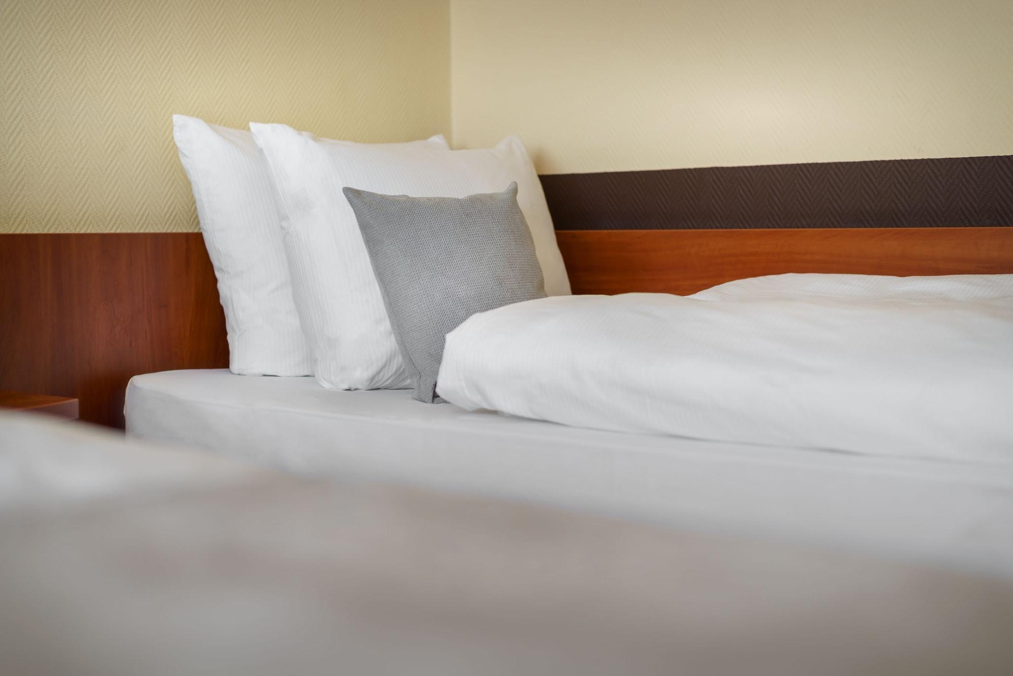 Kronprinz Hauptbahnhof Hotel Hamburg-Harburg