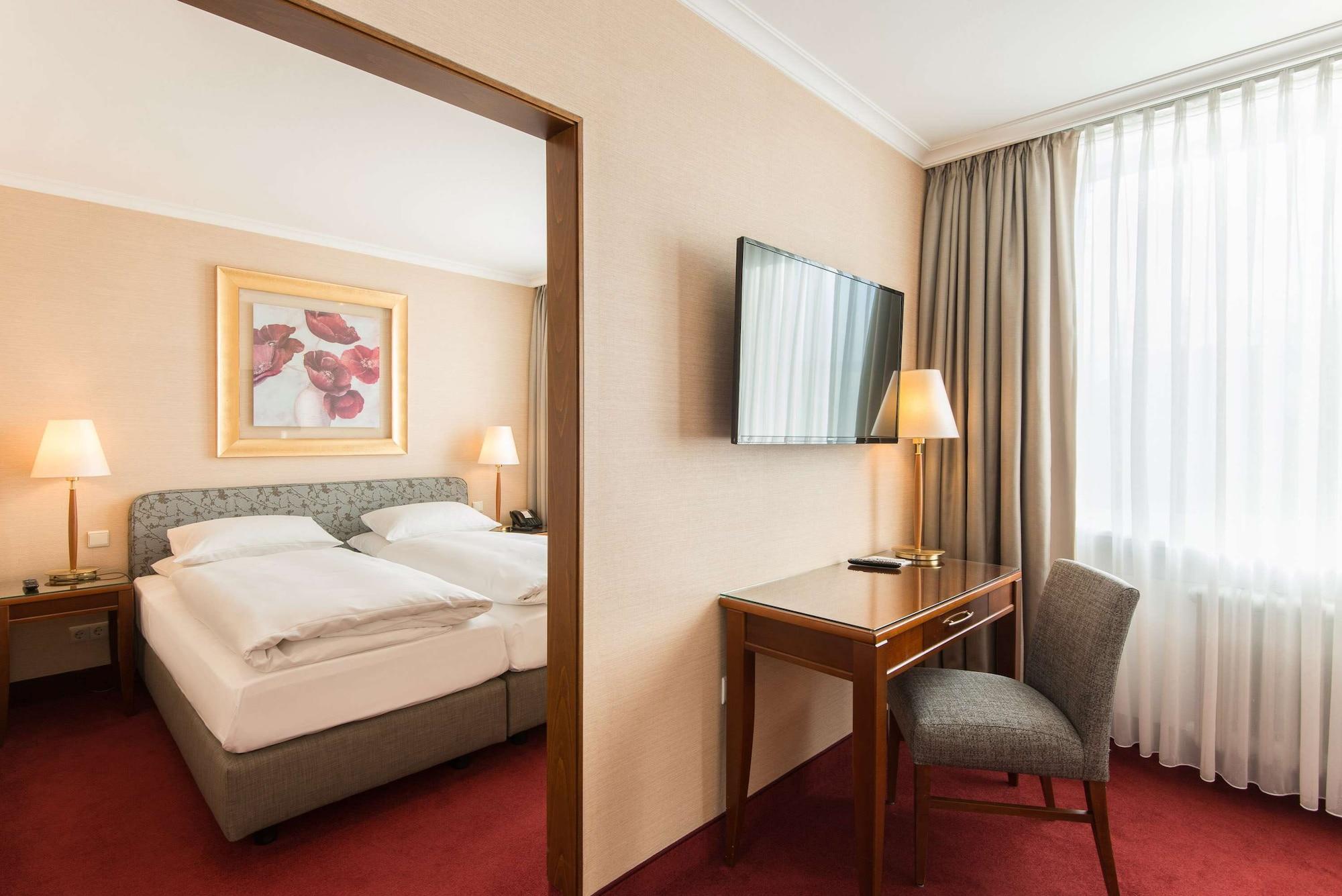 Best Western Plus St. Raphael 4* Hamburg