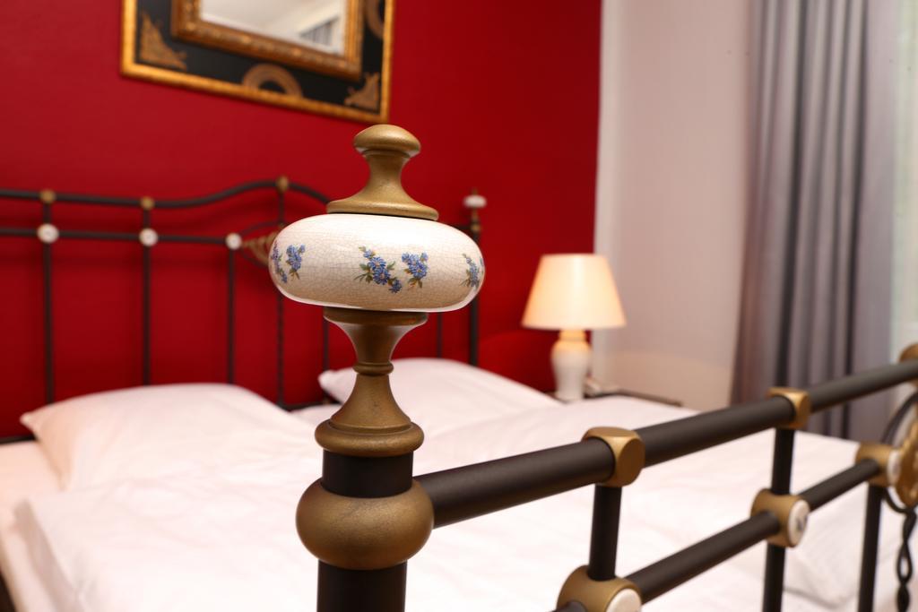 Amsterdam 3* Hamburg
