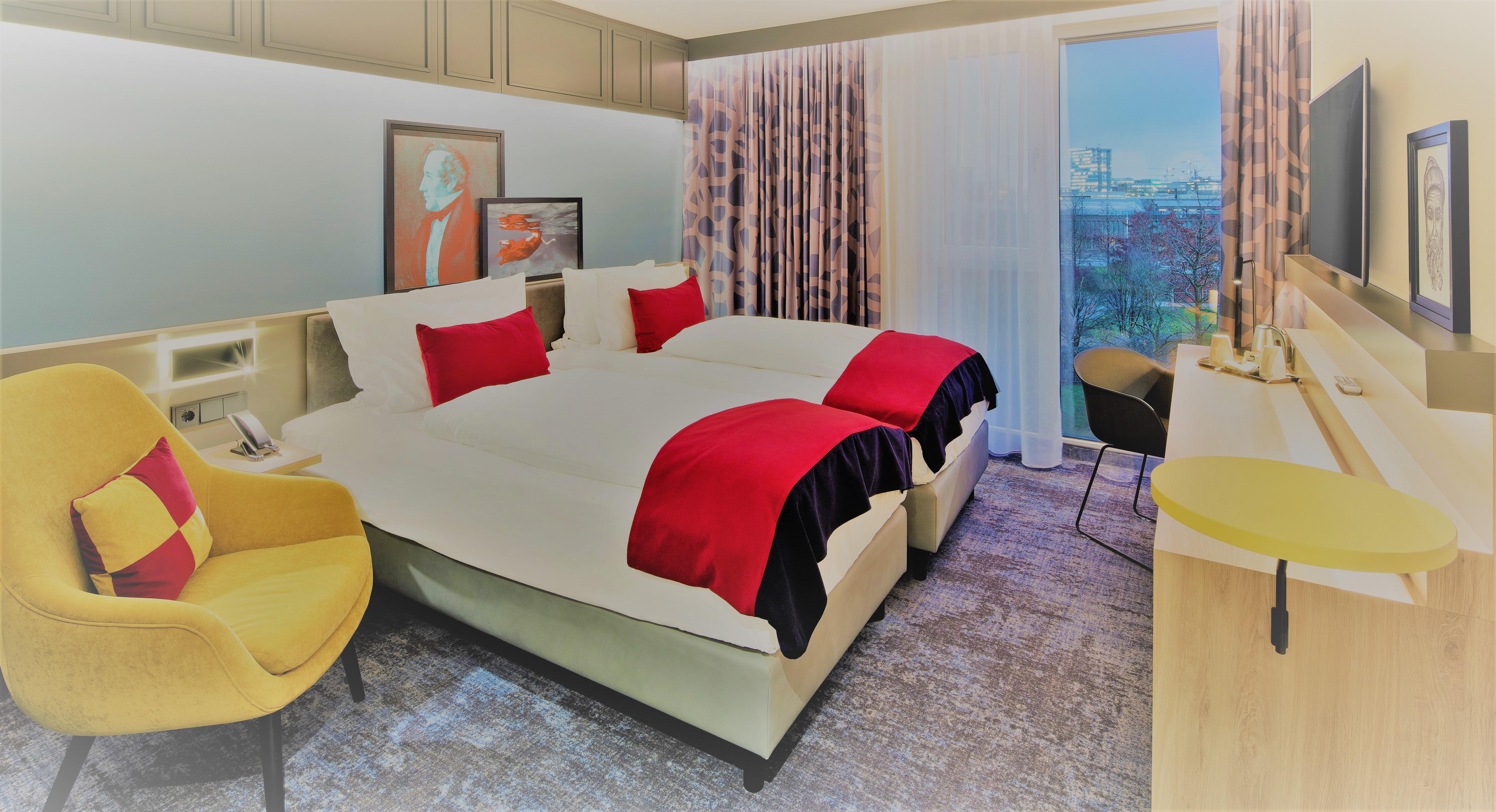Hotel - - Hafencity By Ihg 4*