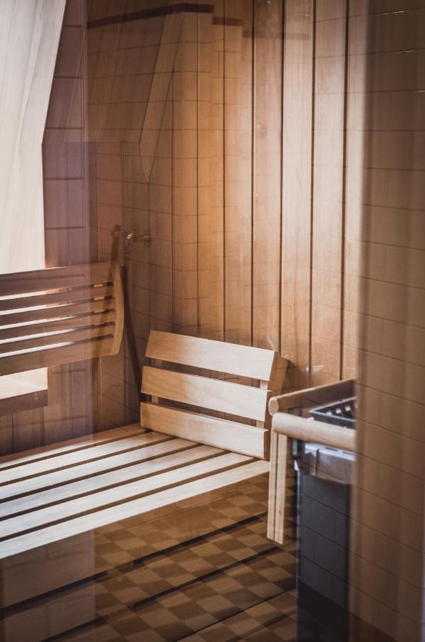 Henri Downtown Hotel 4*