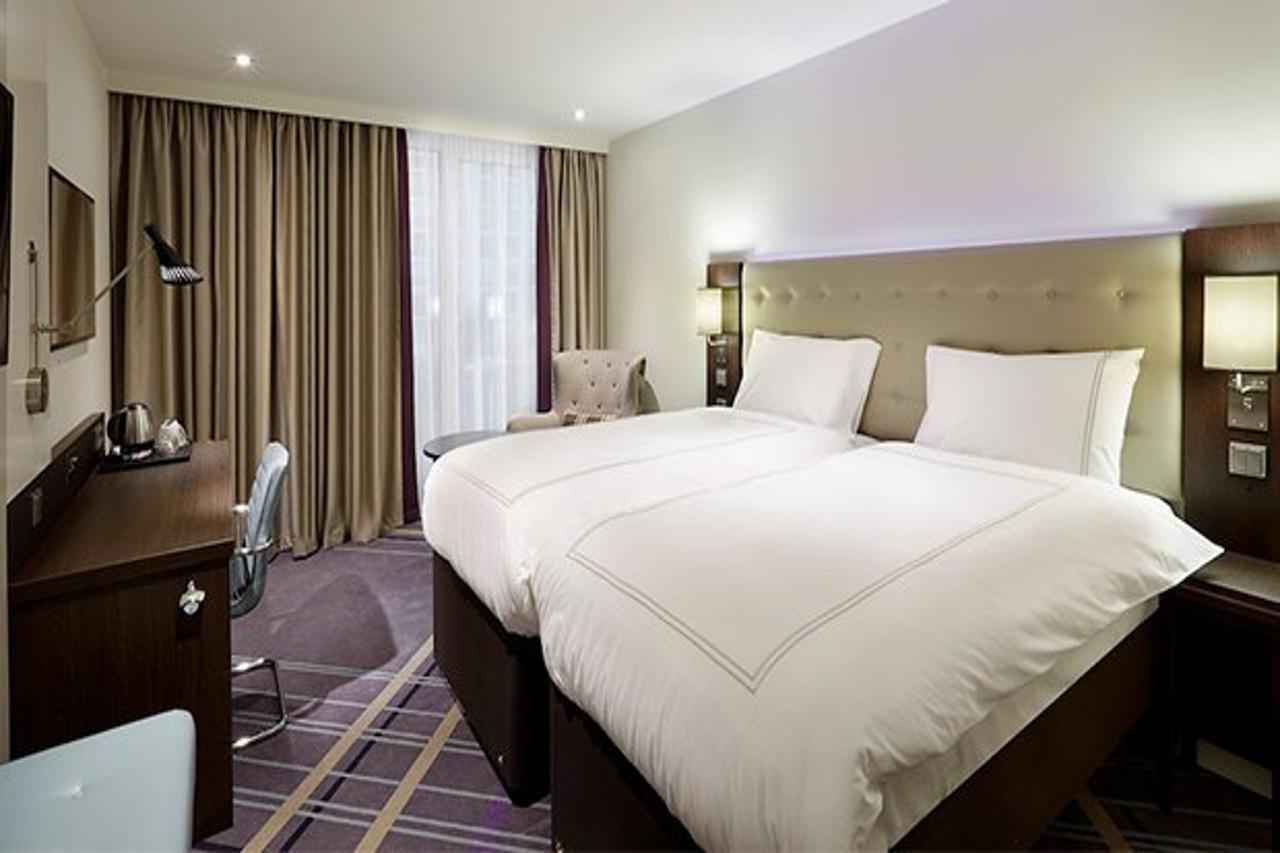 Premier Hotel 3*
