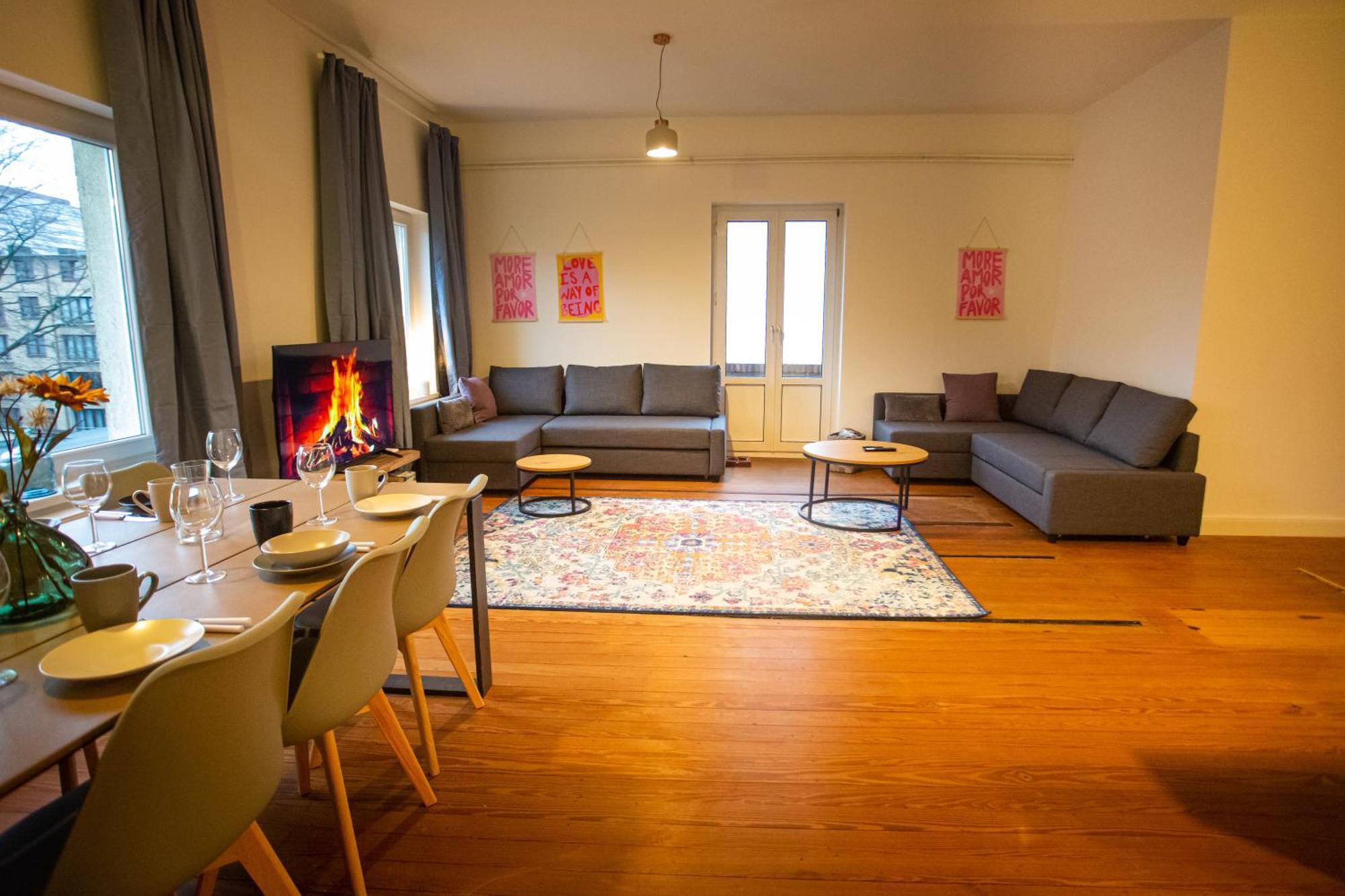 120qm/ Loft/ Tischkicker Apartment *