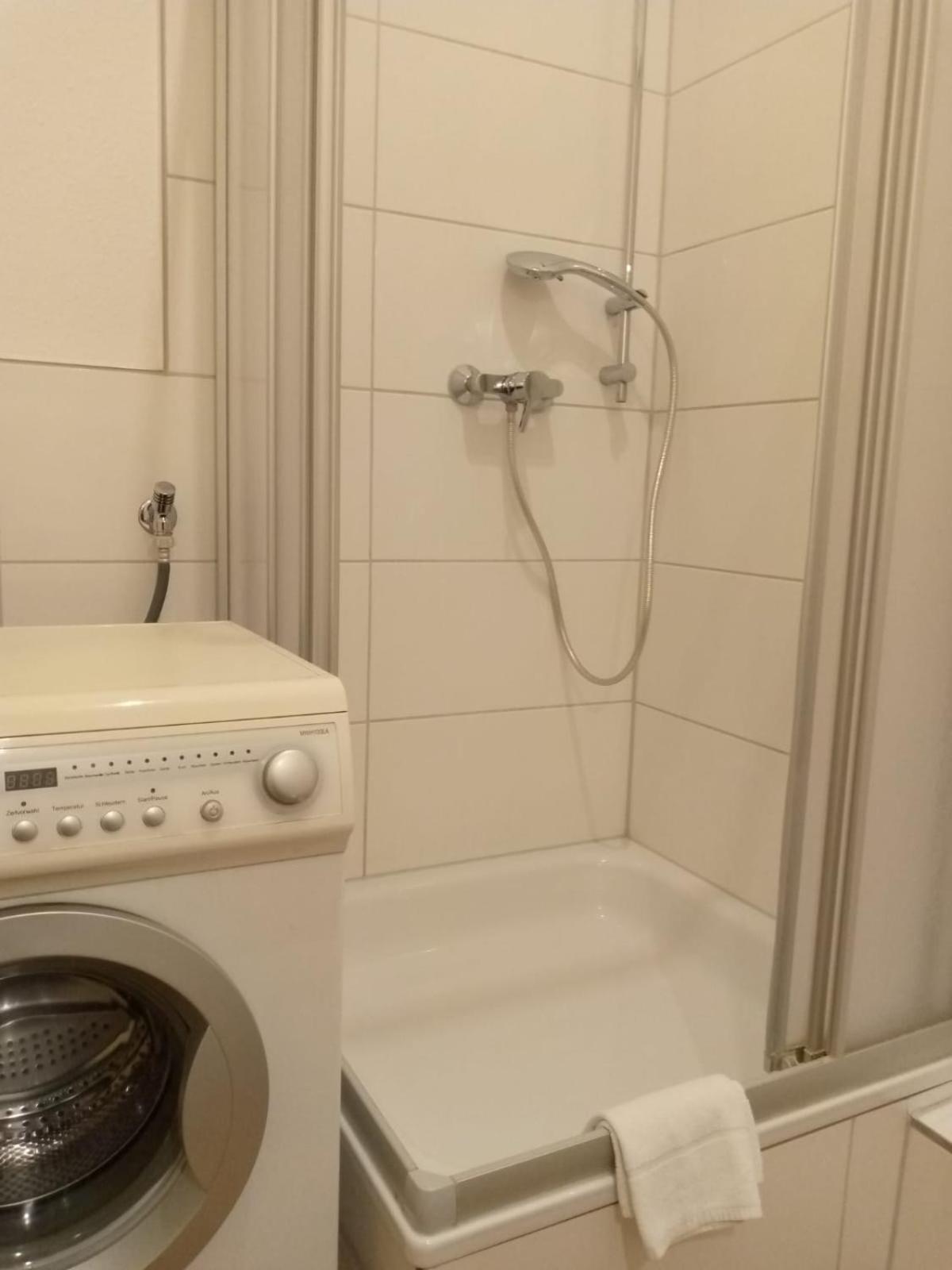 Apartment Center 8