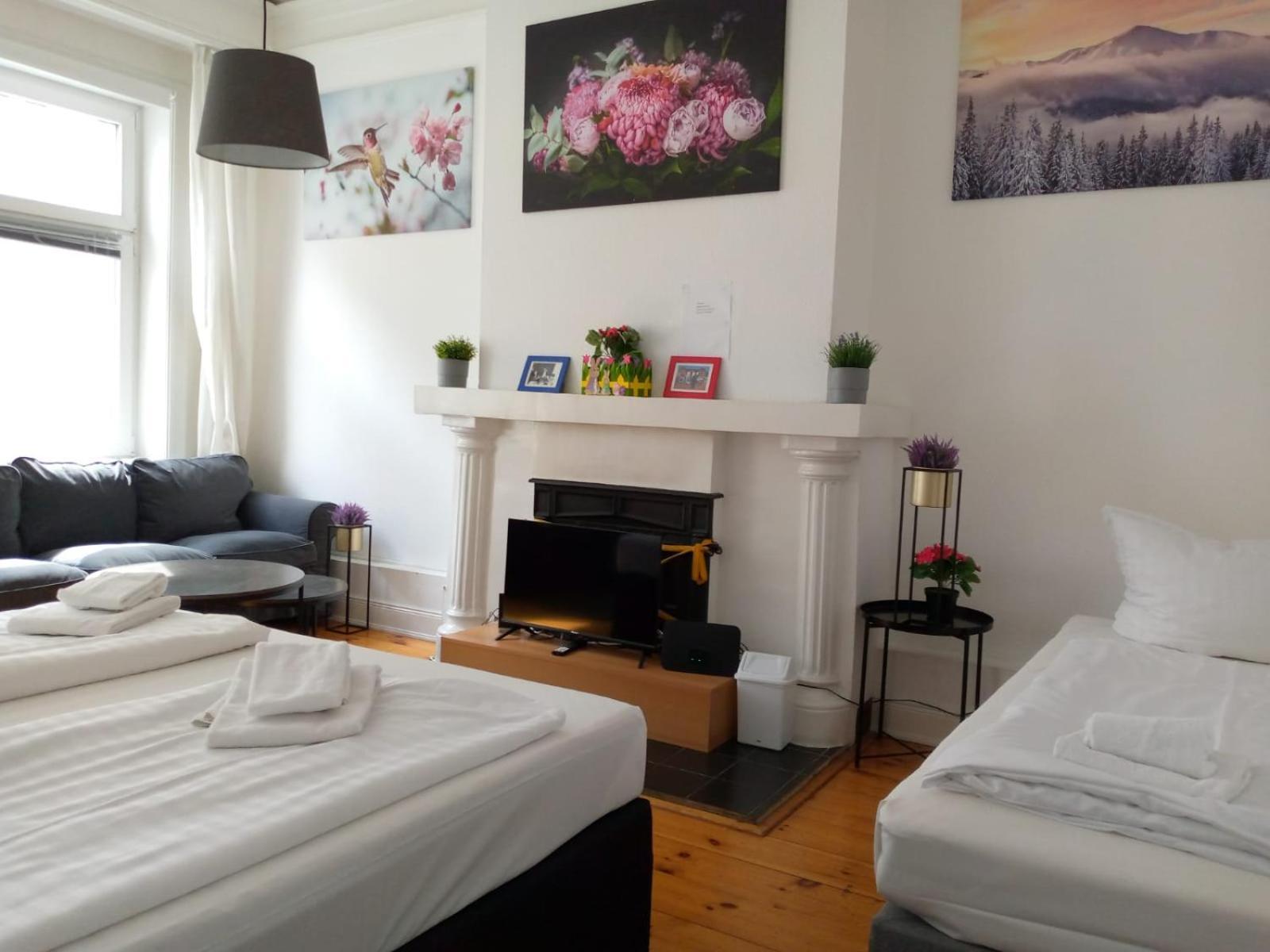Apartment Center 8