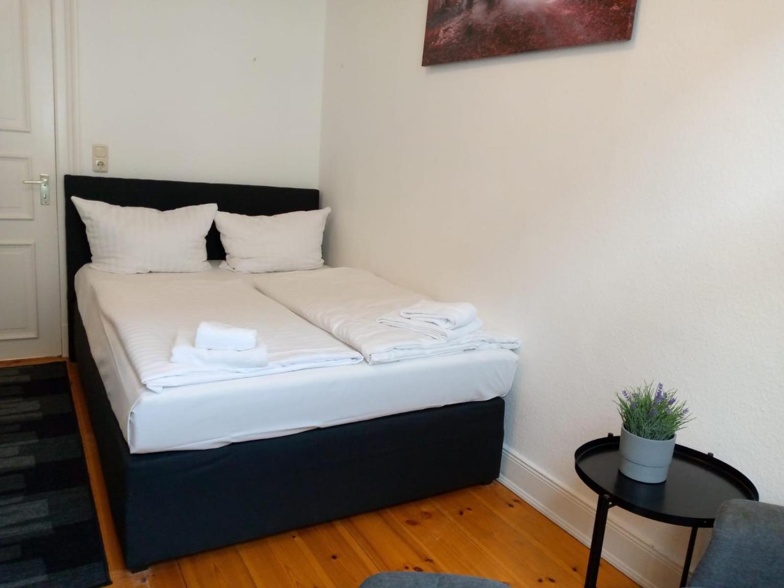 Apartment Center 8