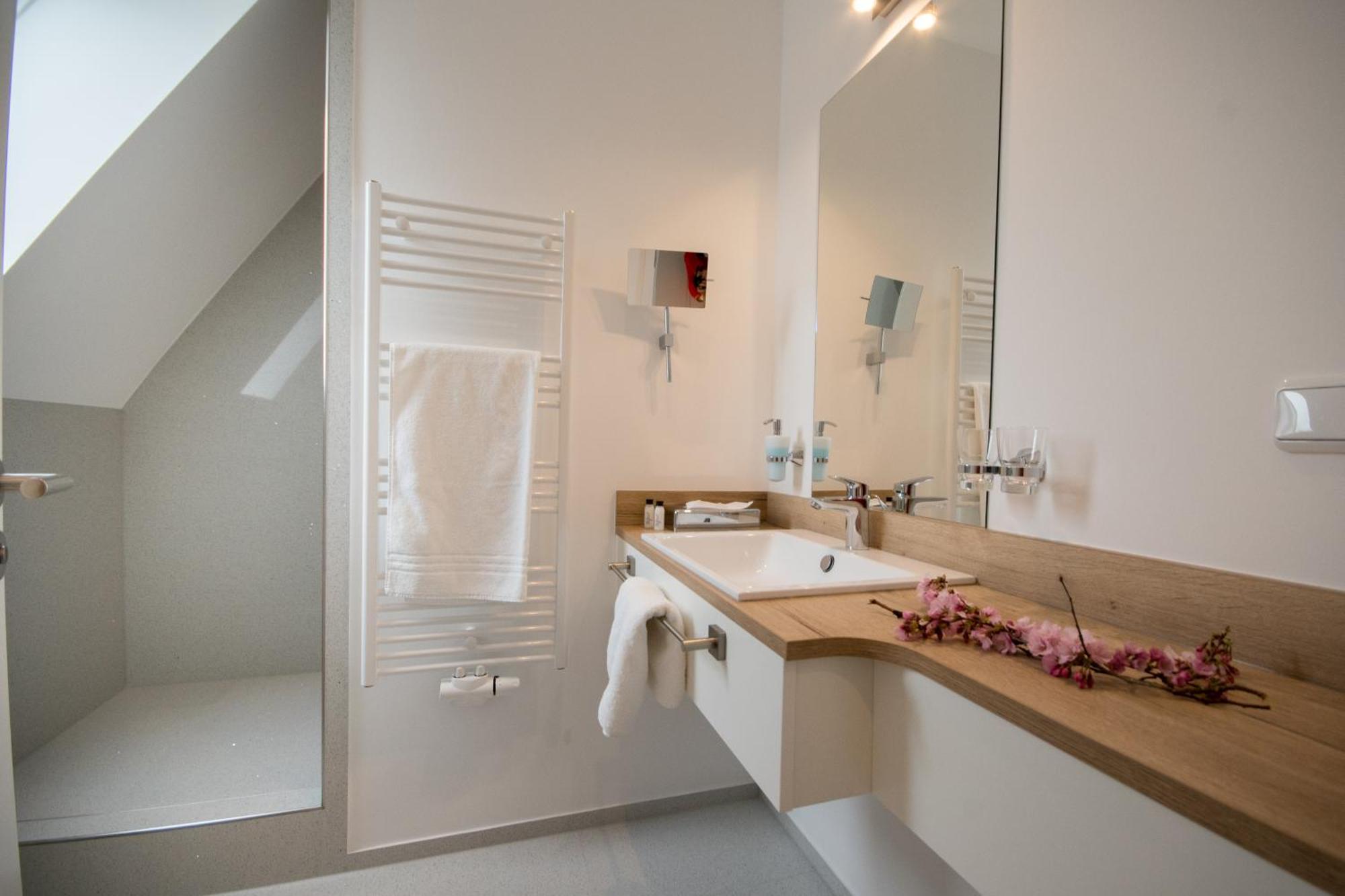Hotel Nige Hus