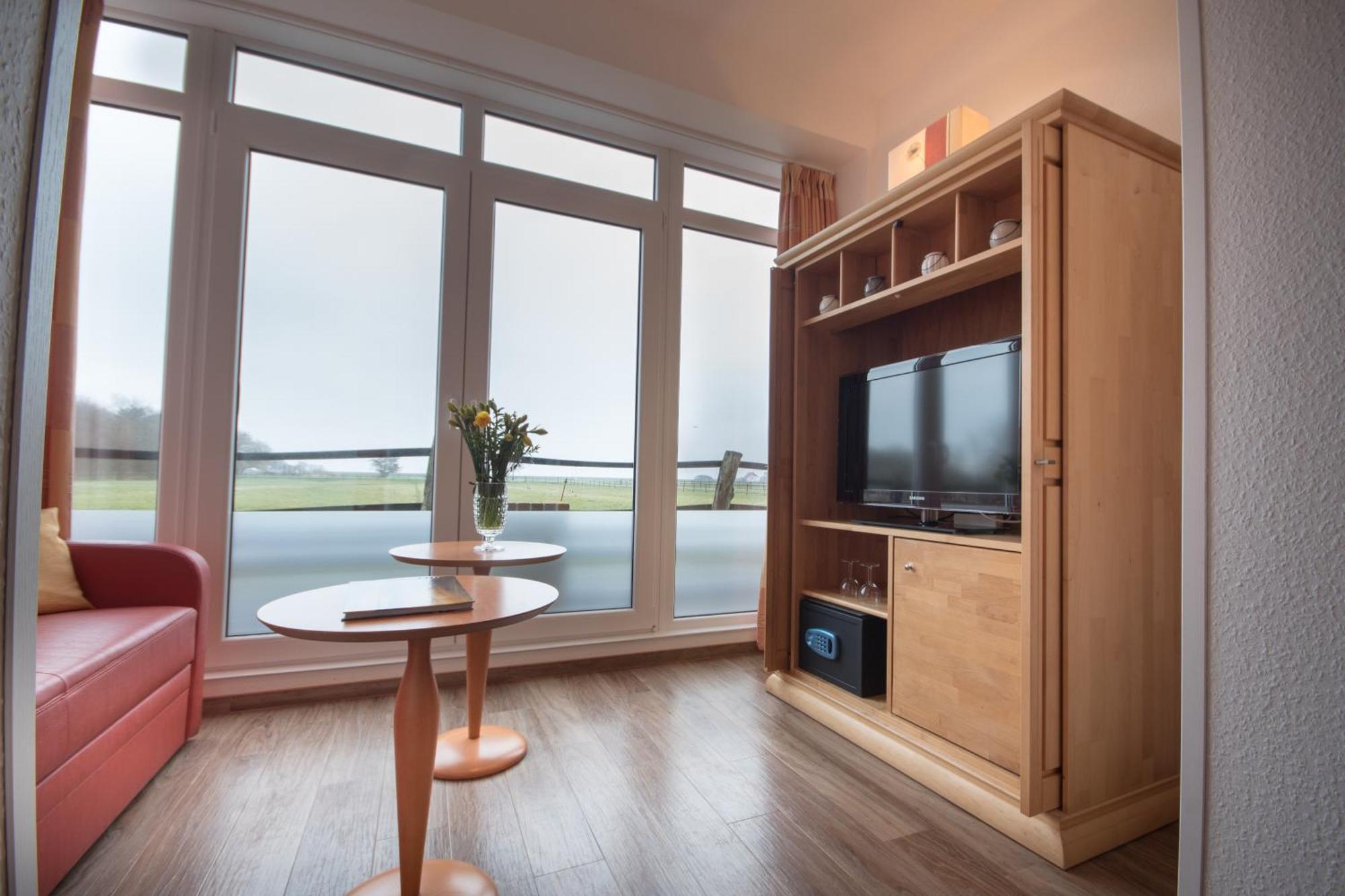 Hotel Nige Hus 4*