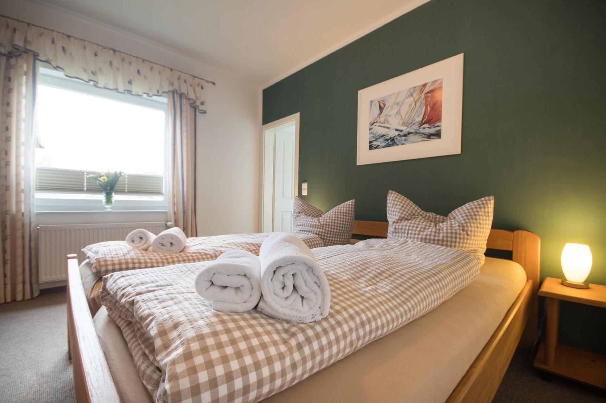 Nige Hus 4*