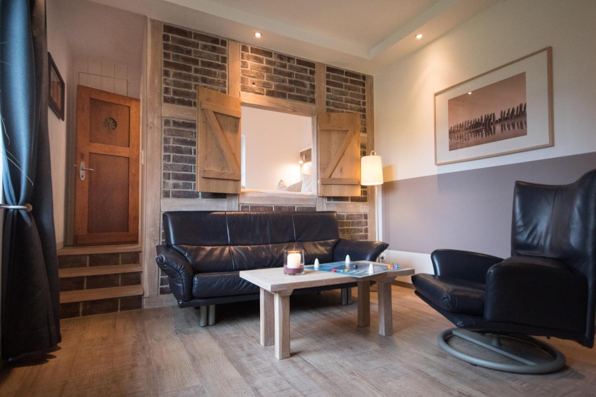 Hotel Nige Hus