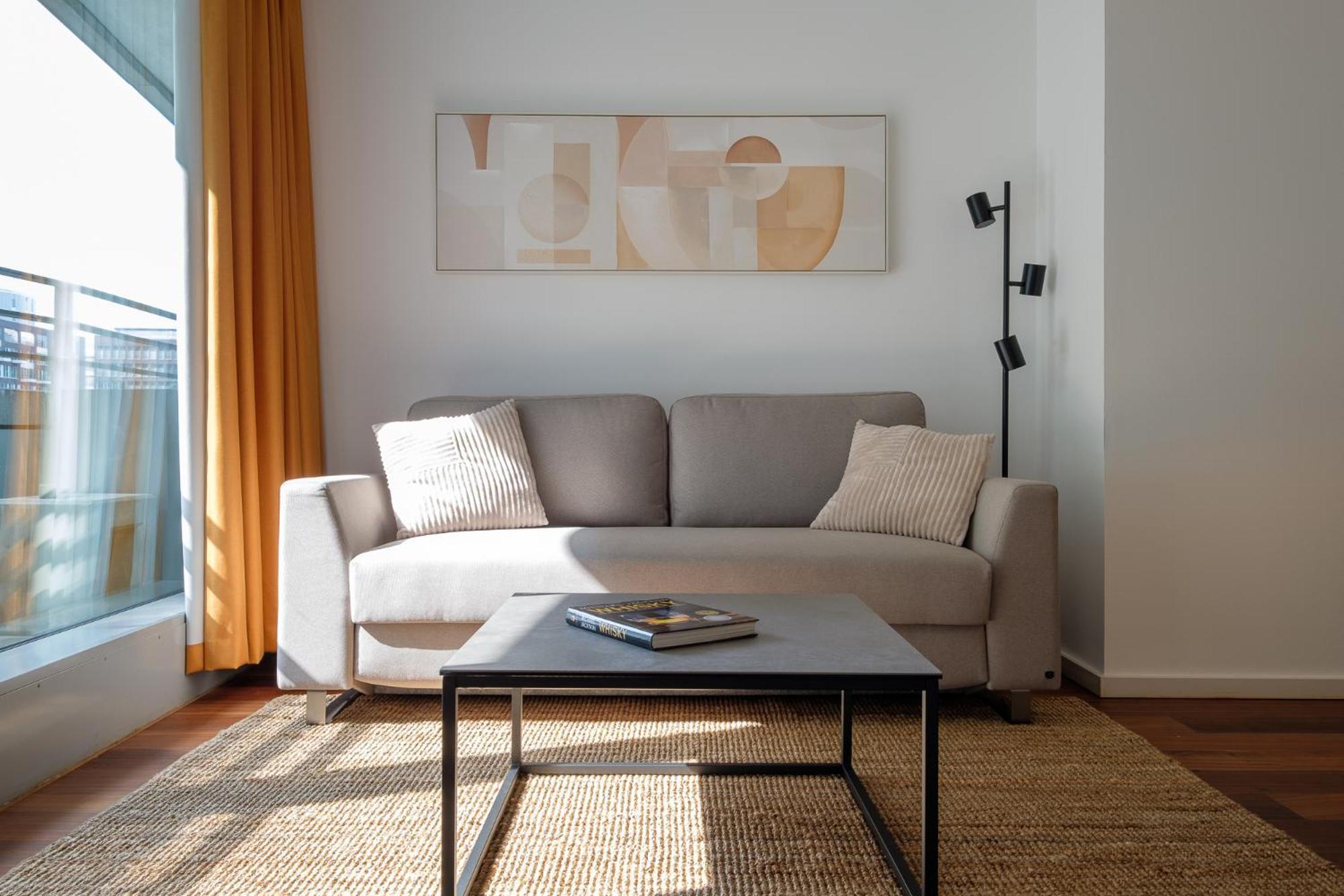 Come2stay Hafencity - Marco Polo Tower 2 *