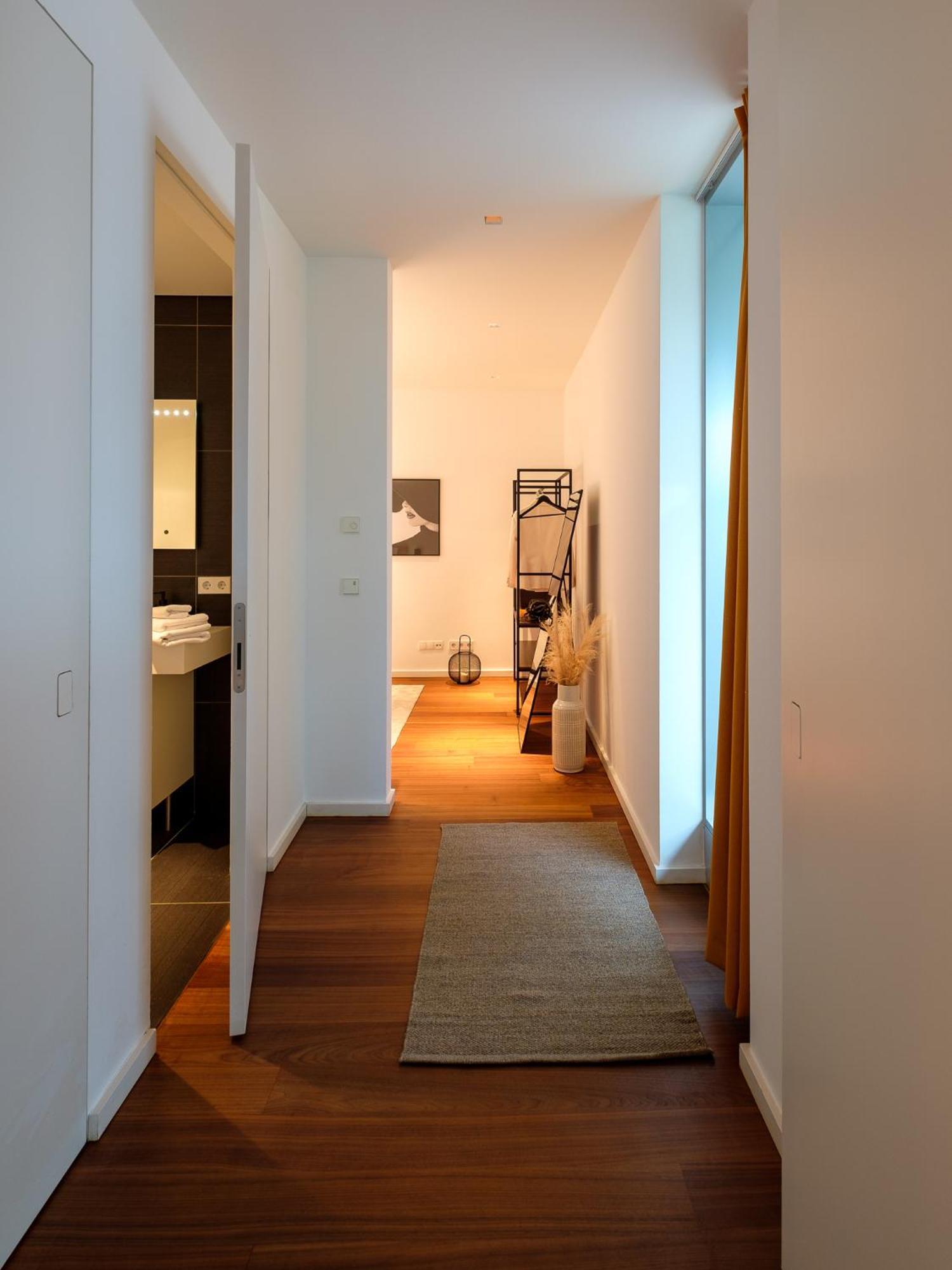 Come2stay Hafencity - Marco Polo Tower 2 *