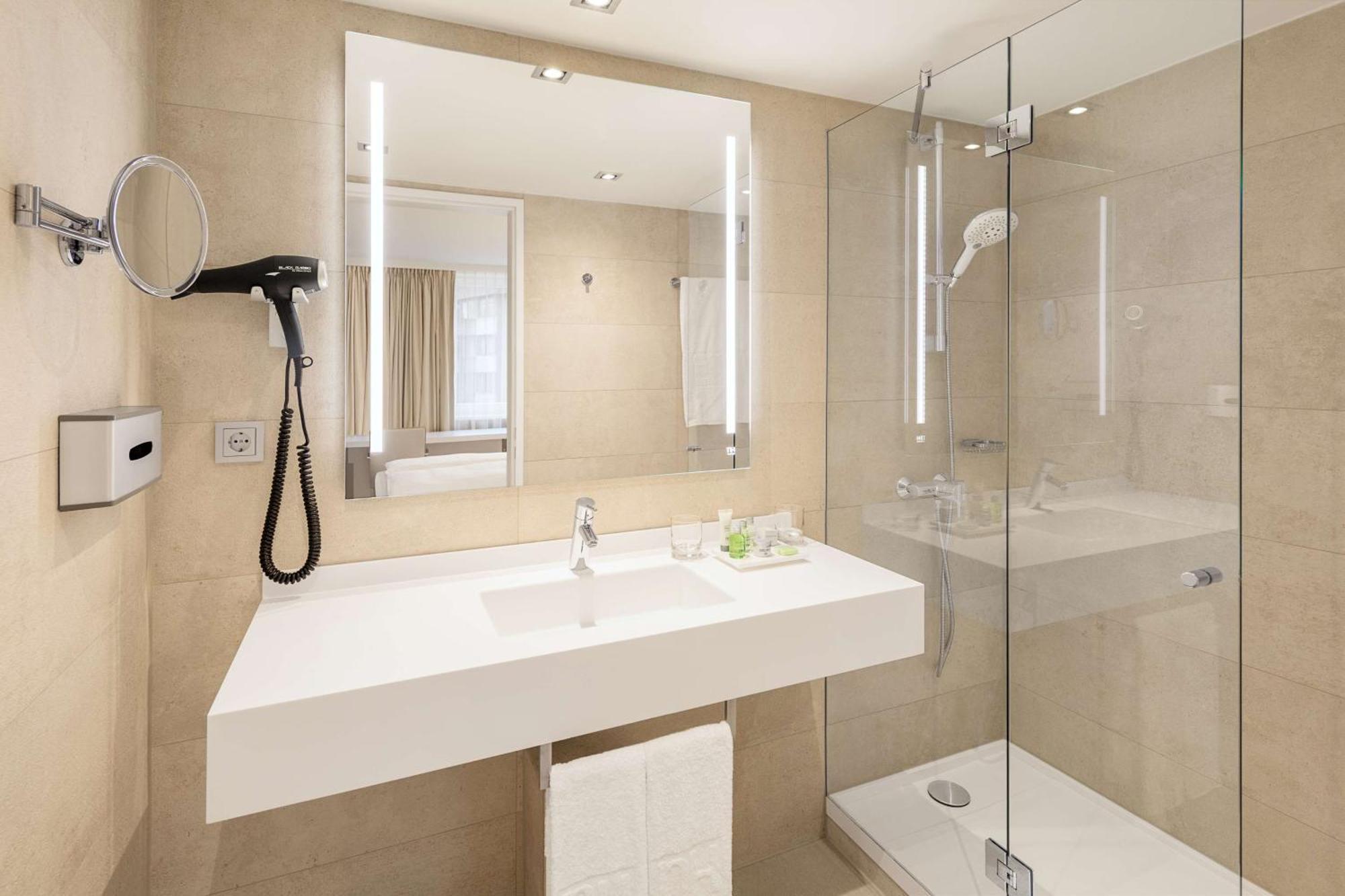 Nh Mitte 4* Hamburg