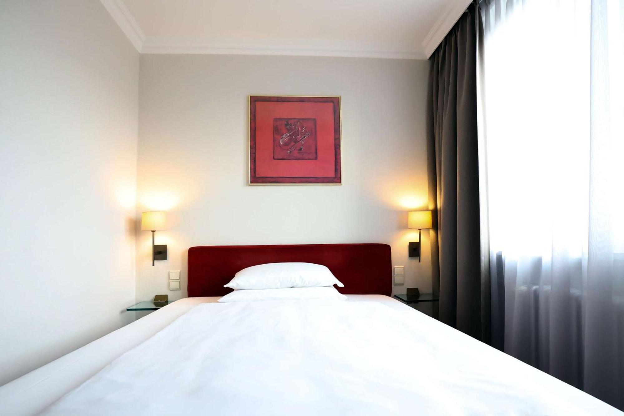 Best Western Plus St. Raphael Hotel