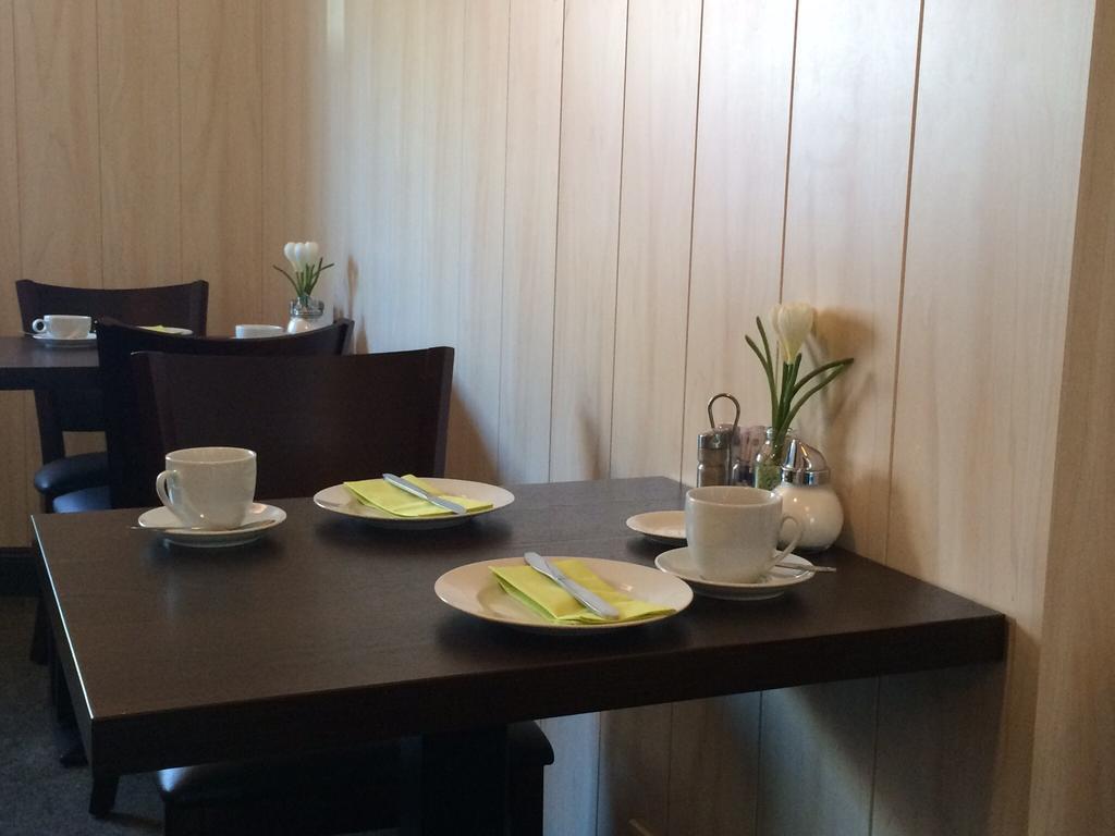 Imperial Hotel 3*