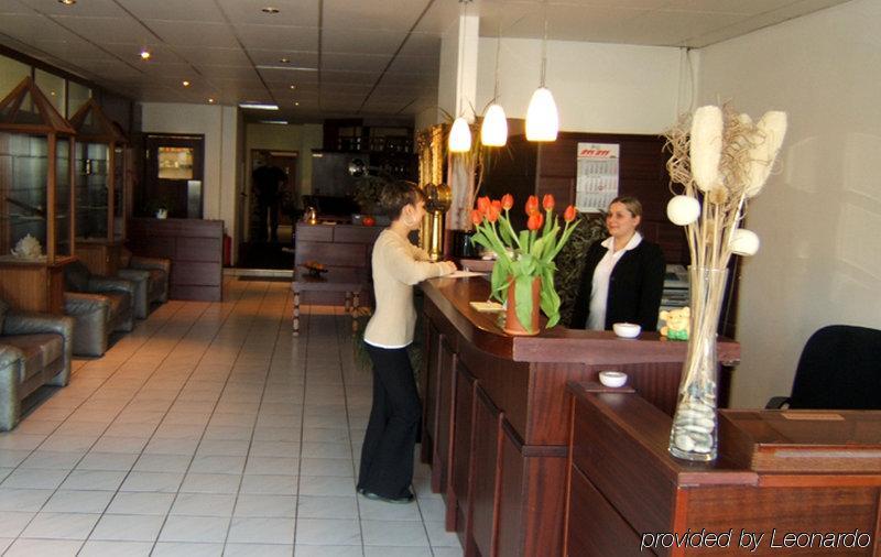 Rahlstedter Hof Hotel 2*