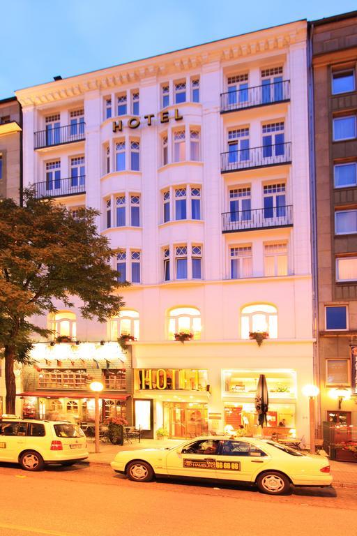 Kronprinz Hauptbahnhof Hotel 3*