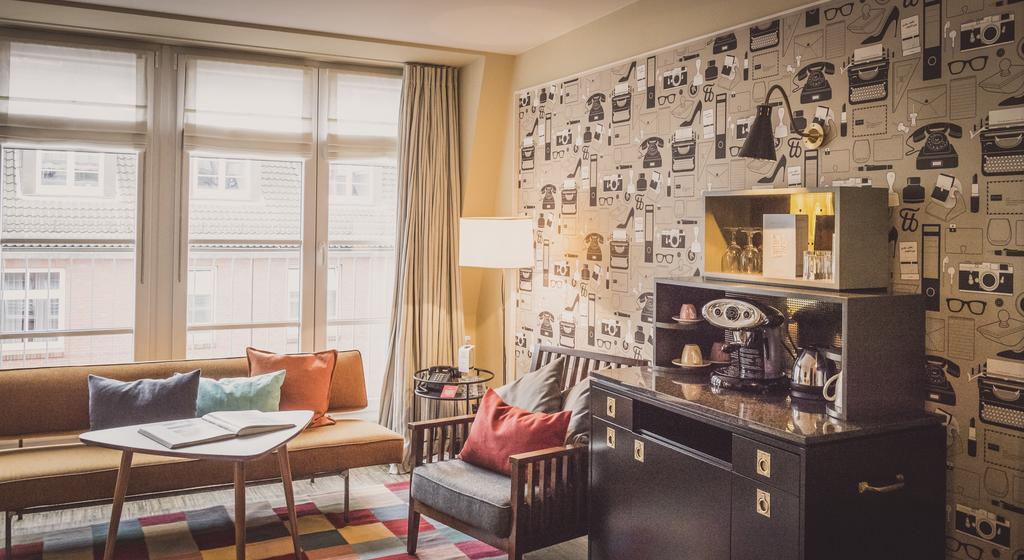 Henri Downtown 4*